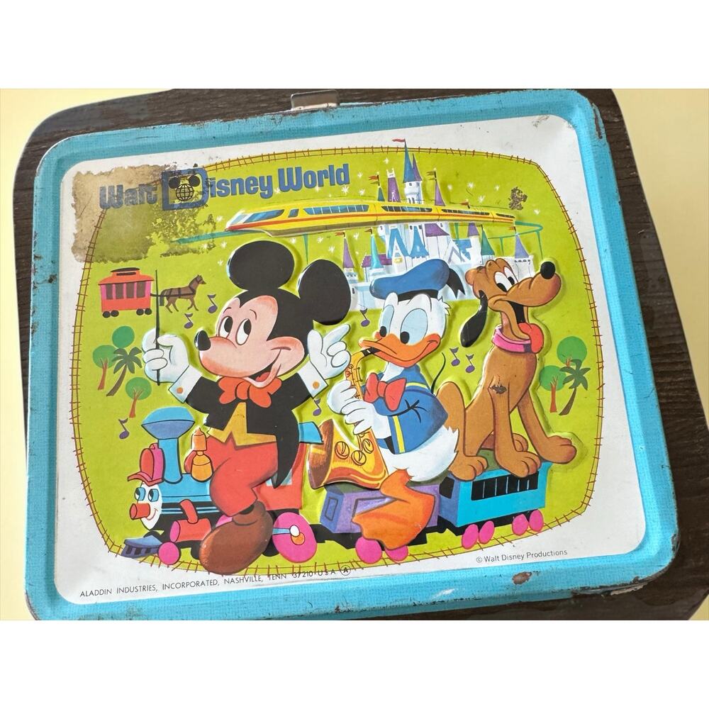 Vintage 1973 Walt Disney World Aladdin Metal Lunchbox With Disney Thermos